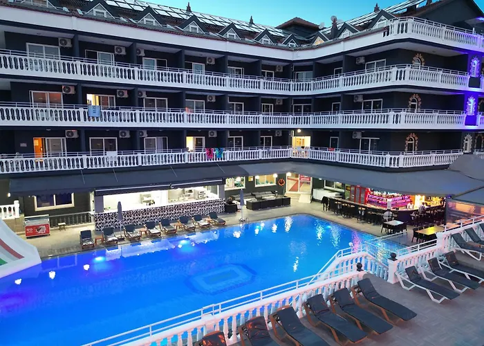 Hotell Mustis Royal Plaza