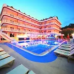 Hotel Mustis Royal Plaza 3*