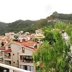 Hotel Mustis Royal Plaza 3*