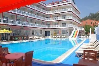 Mustis Royal Plaza מרמריס