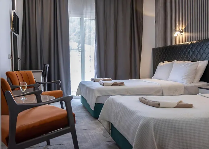 Hotel Mustis Royal Plaza