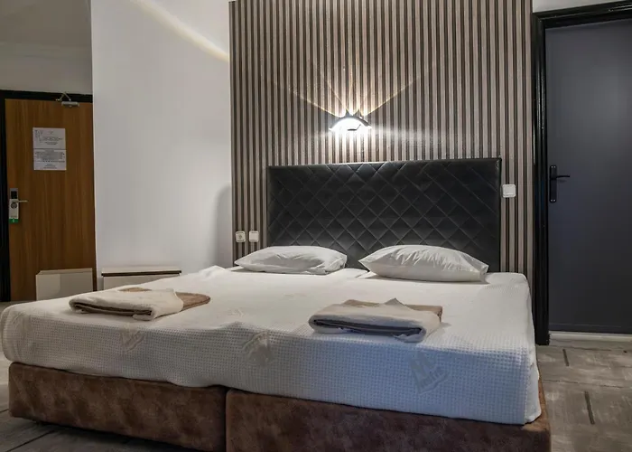 Hotel Mustis Royal Plaza 3*