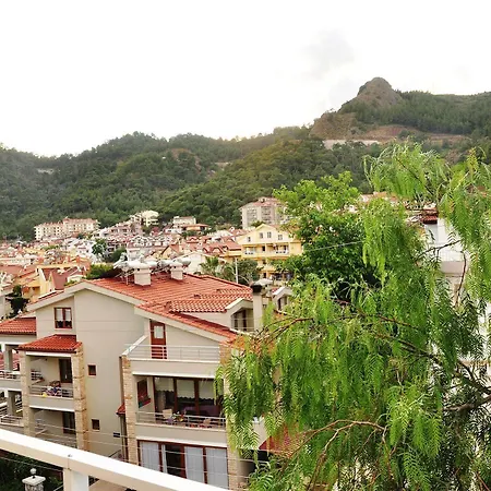 Ξενοδοχείο Mustis Royal Plaza 3*