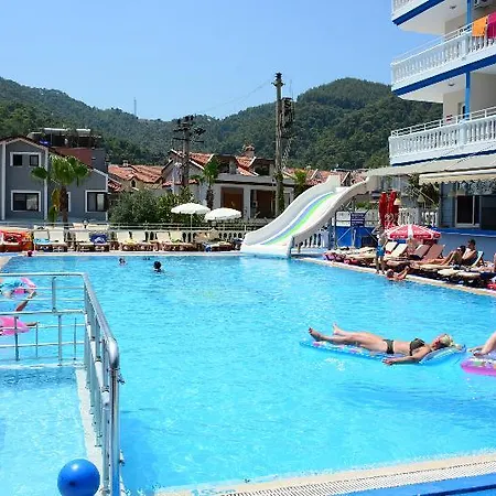 Mustis Royal Plaza 3* Μαρμαρίς