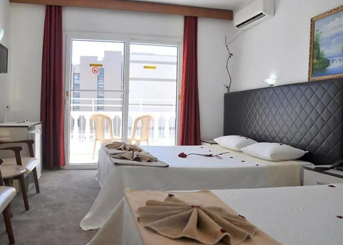 Mustis Royal Plaza Ξενοδοχείο 3*