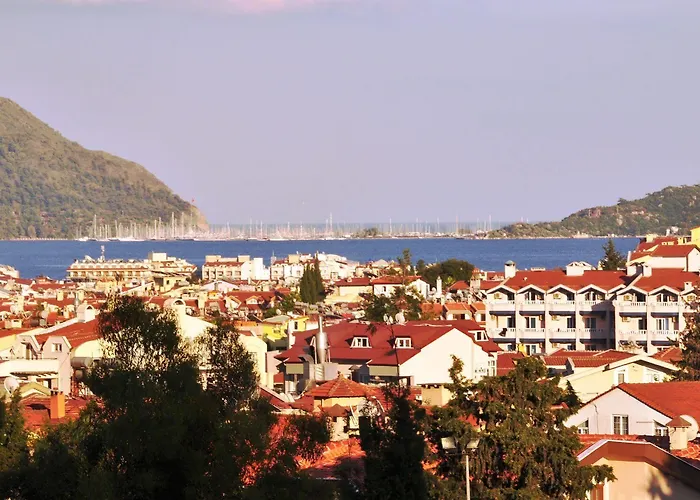 Ξενοδοχείο Mustis Royal Plaza 3*