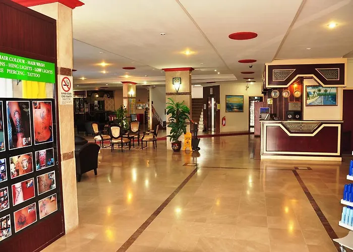 Mustis Royal Plaza 3* Μαρμαρίς