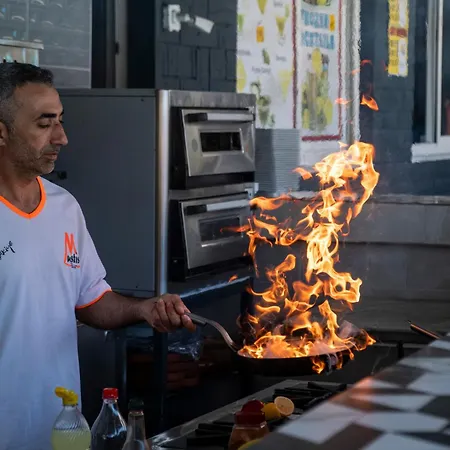 Mustis Royal Plaza Hotel 3*