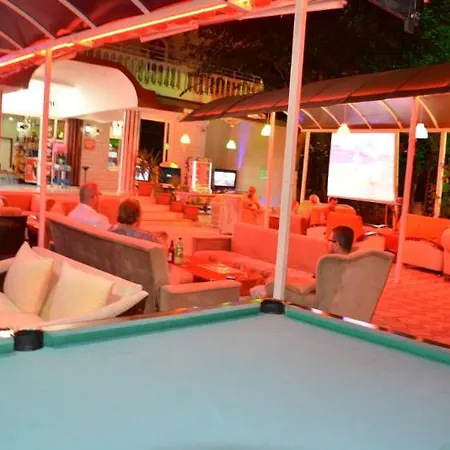 Hotel Mustis Royal Plaza