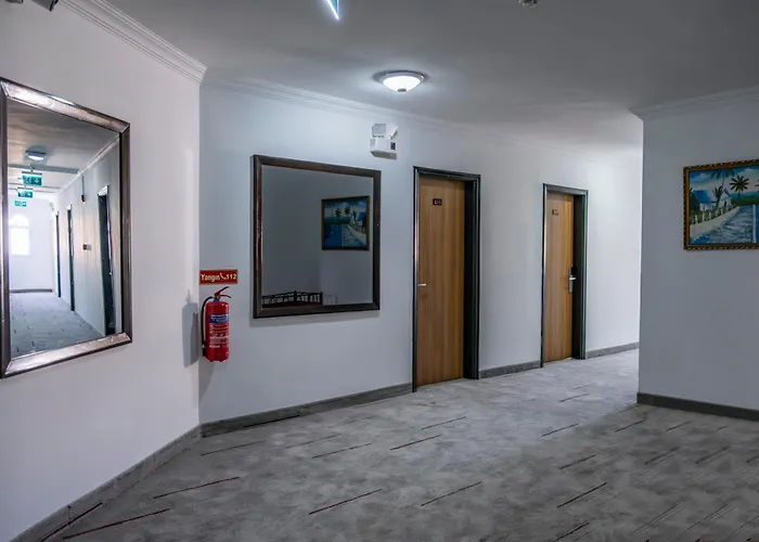 Hotel Mustis Royal Plaza