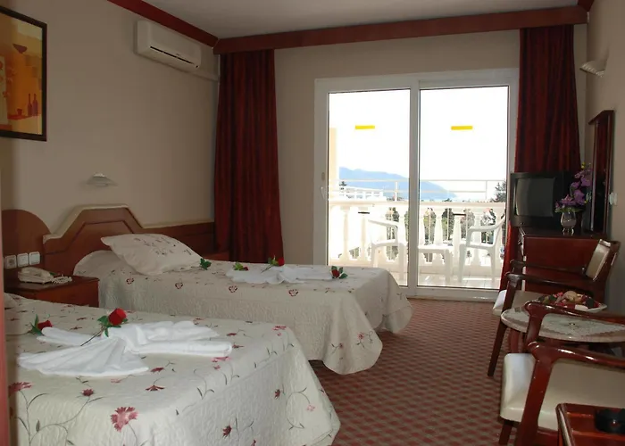 Mustis Royal Plaza Szálloda